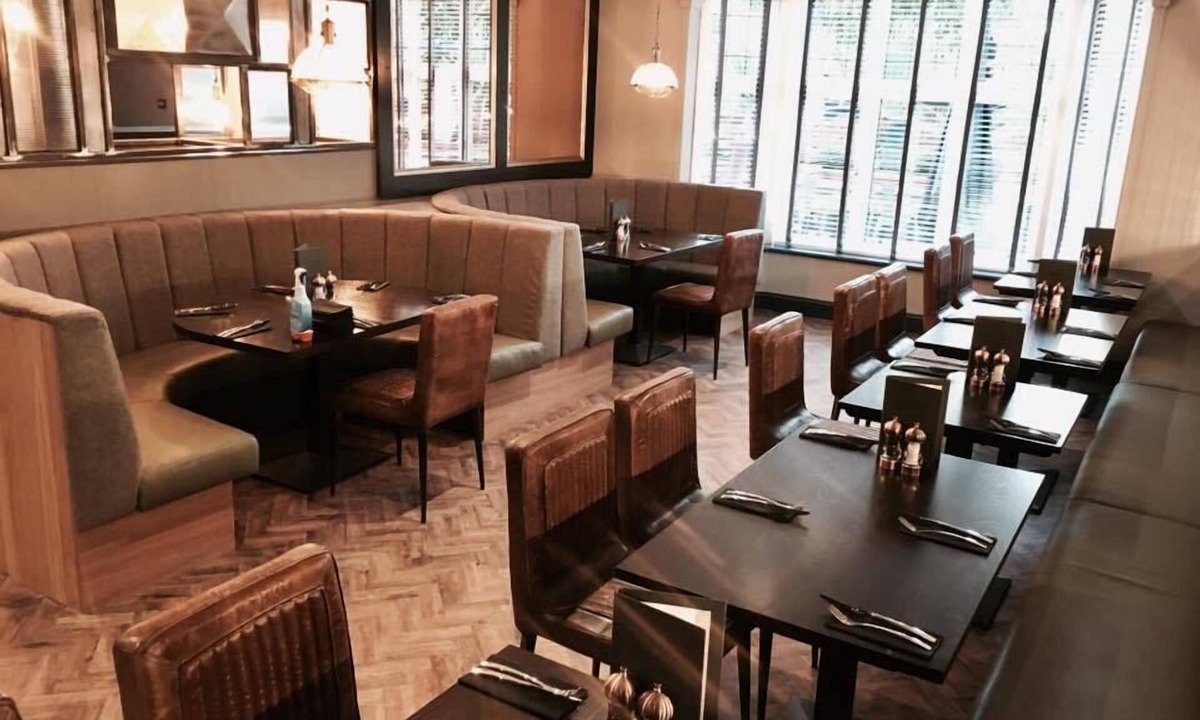 Grangemouth Hotel | Oxgang Kitchen Bar & Rooms