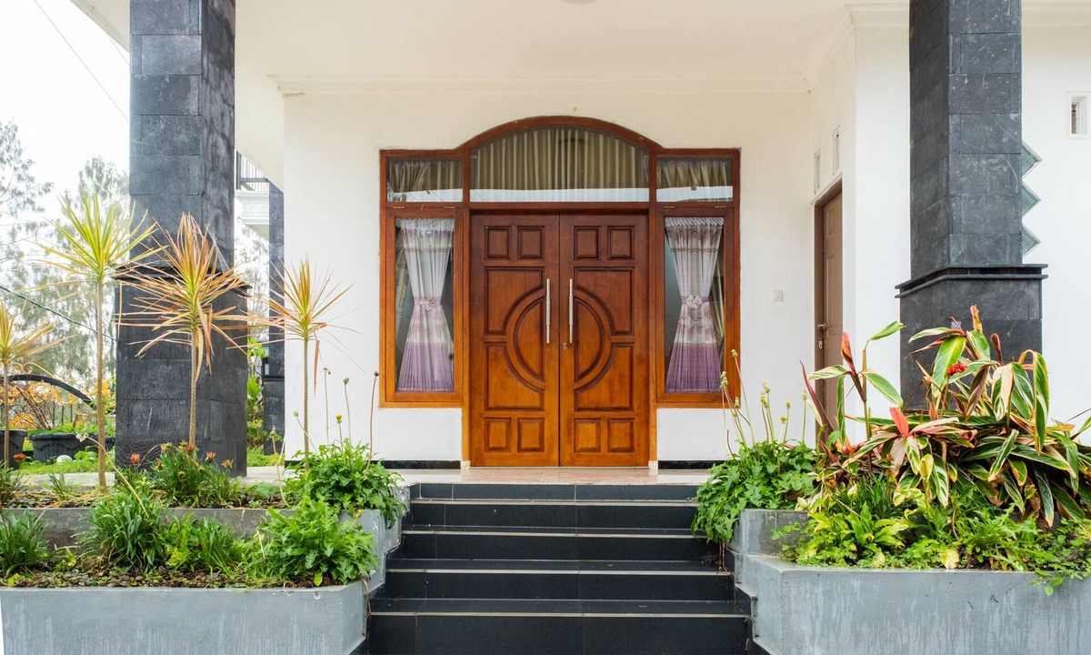 Tosari Hotel | OYO 2169 Anugrah Bromo Homestay