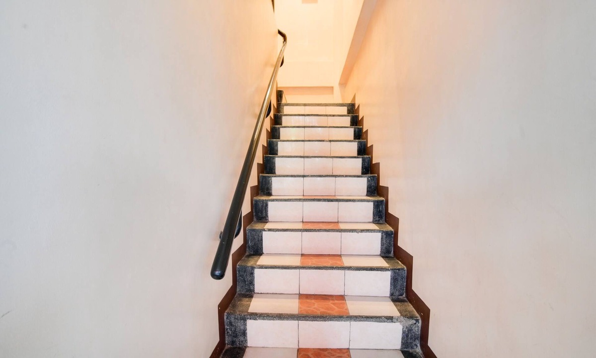 Cagayan de Oro Hotel | OYO 912 Fb Suites