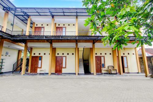Wonosari Hotel | OYO 95130 Poerto Lemon Guest House