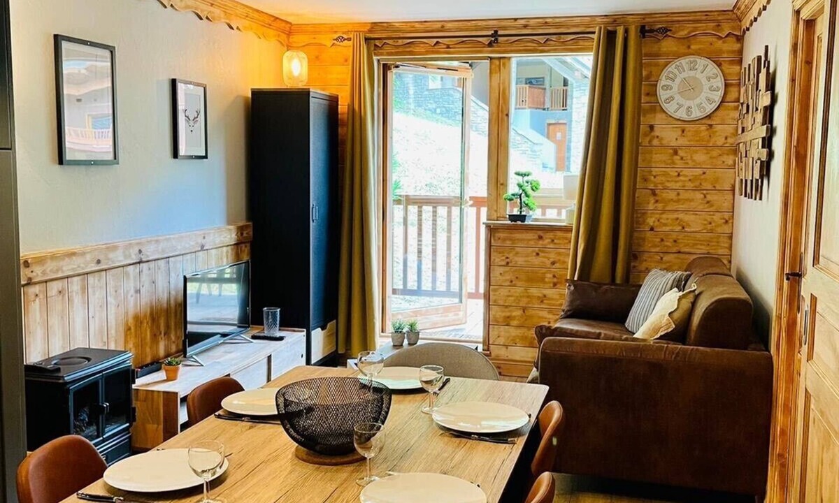 Oz-en-Oisans Apartment | Oz-alpe D'huez, 5p, 2ch, 2sdb, SKi In/out, Piscine