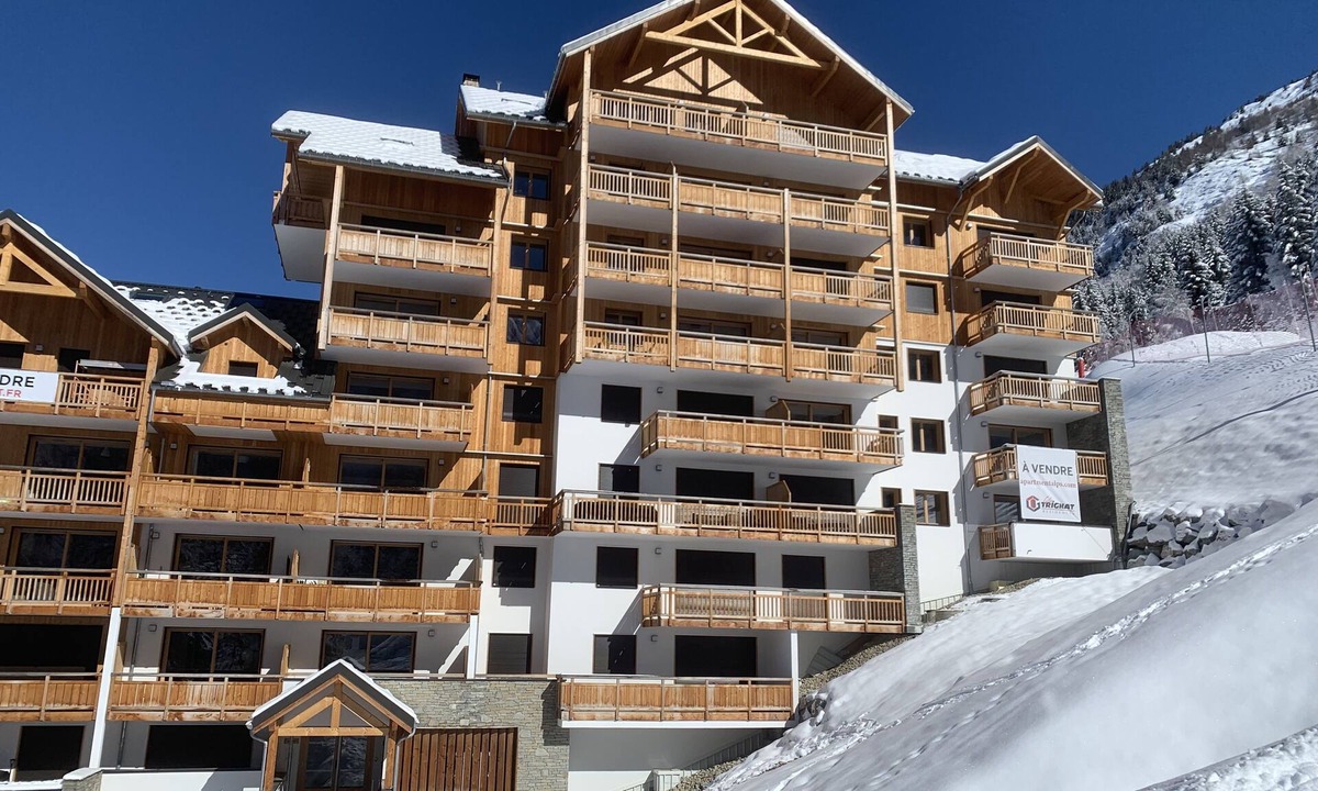 Oz-en-Oisans Apartment | Oz sur son 31, recent 70 m2 apartment, covered parking, at the foot of the slopes
