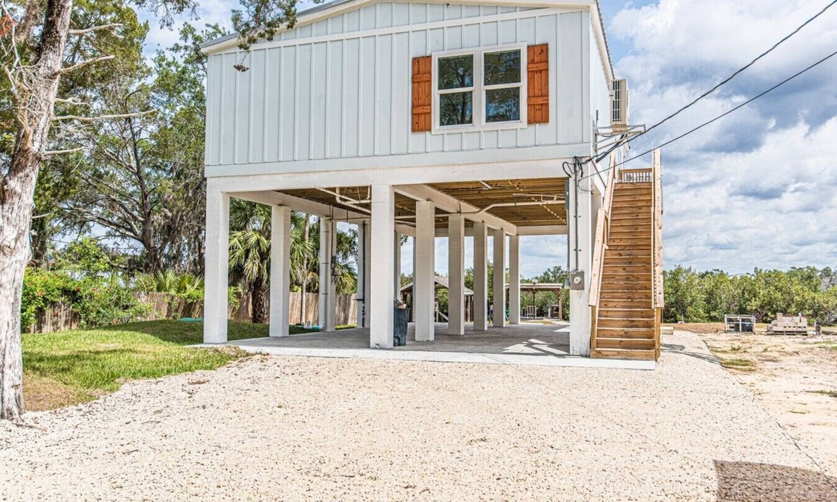 Crystal River House | Ozello Trail Sunrise Cottage