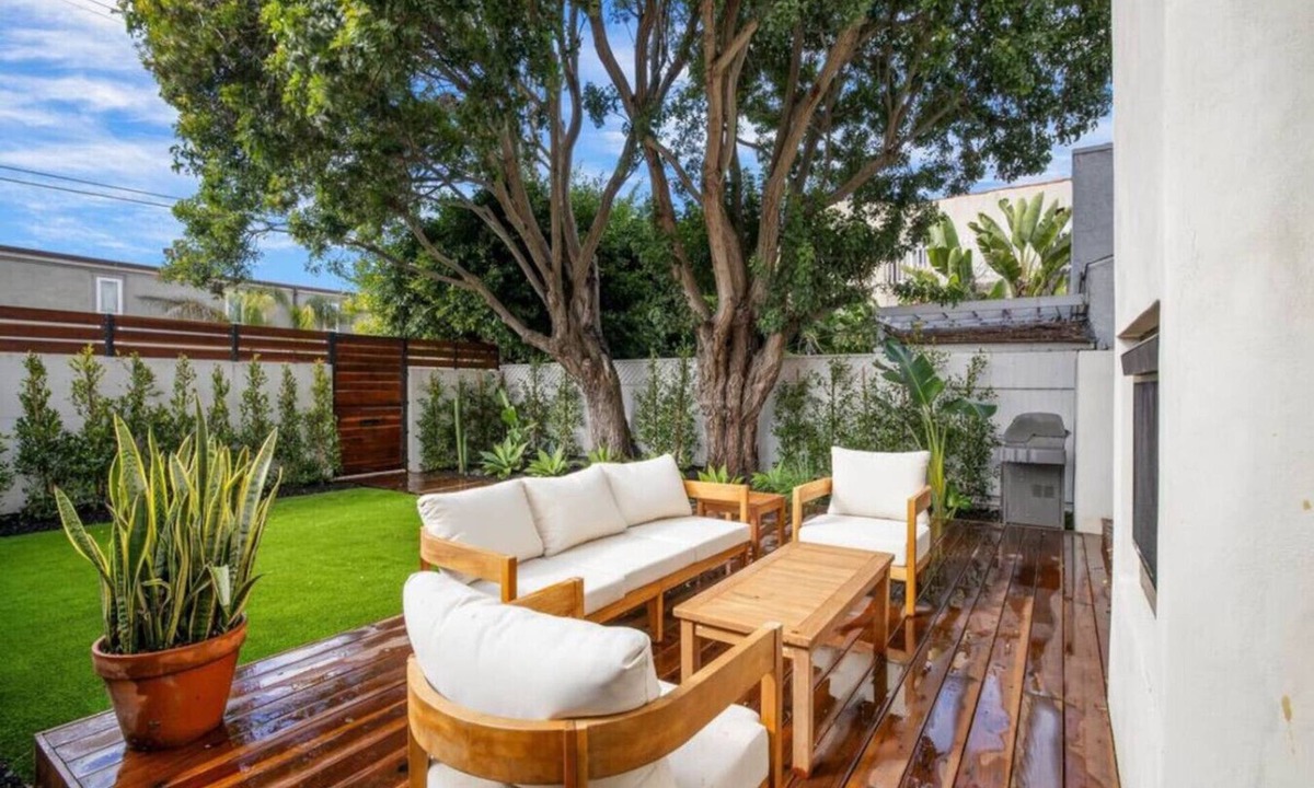 Los Angeles County House | Pacific Breeze - Modern Venice Beach Home