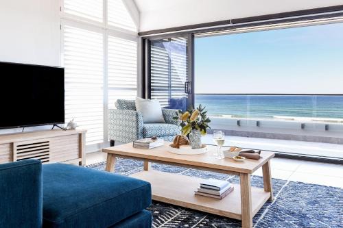 Wooli House | Pacific Dawn on The Beach One