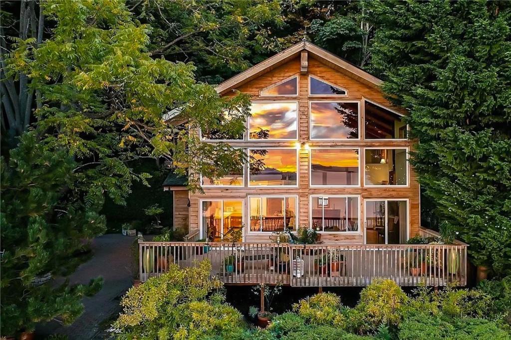 Alki House | Pacific Dream