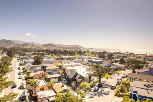 Sharp Park House | Pacifica Storybook Beach House