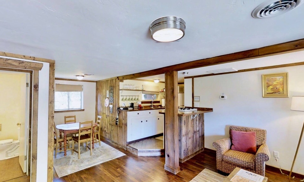 Spanish Valley Cabin | Pack Creek ~ Creekside East | 1 Bed, 1 Bath