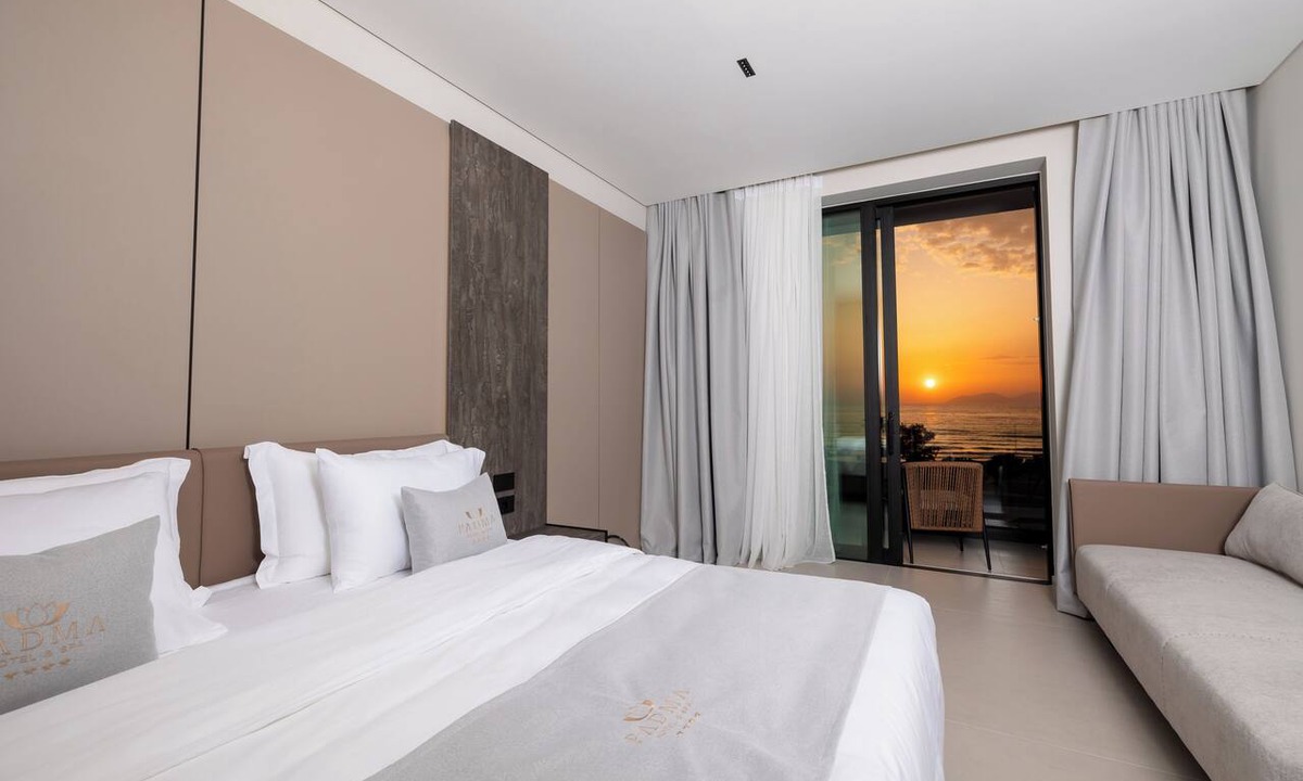 Vlore Hotel | Padma Hotel