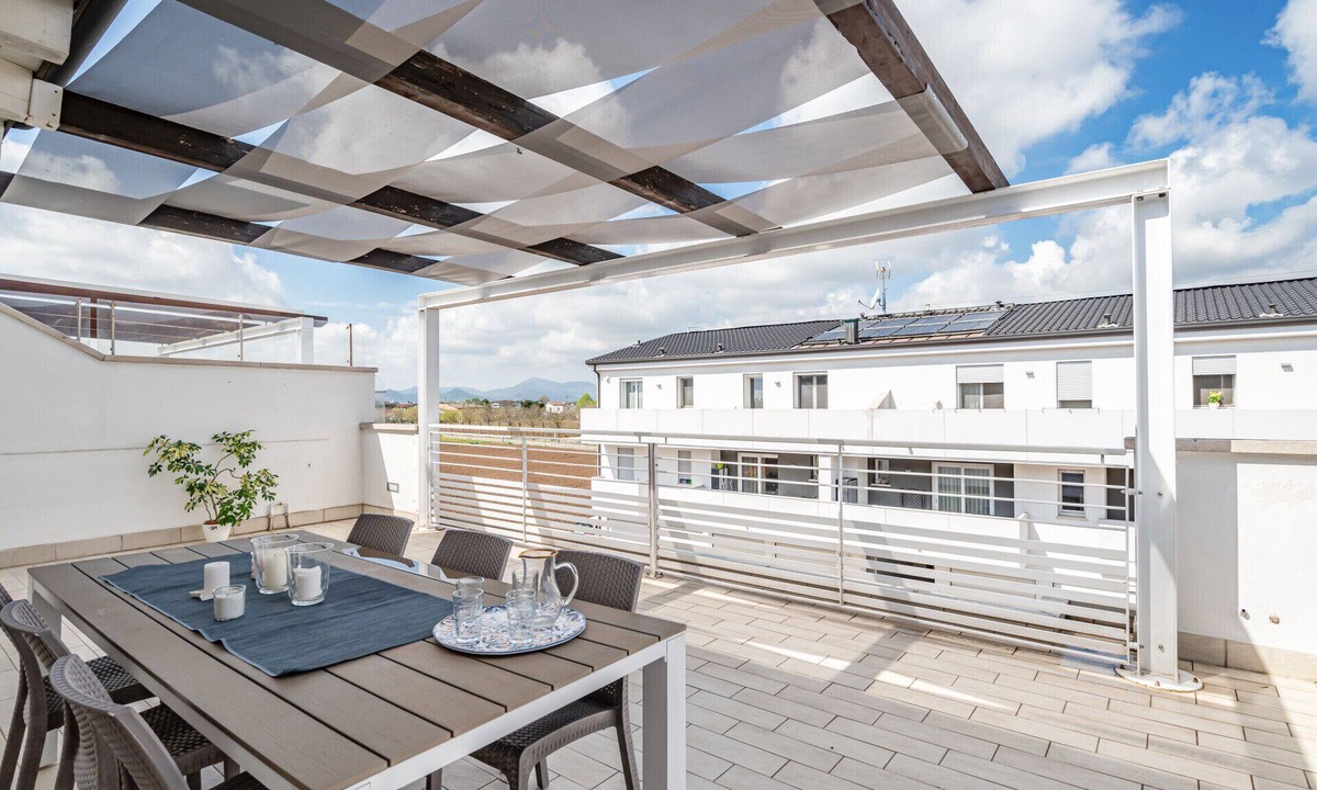 Albignasego Apartment | Padova Albignasego Apartment with terrace x7!