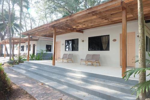 Mai Fat Resort | Pakmeng Resort