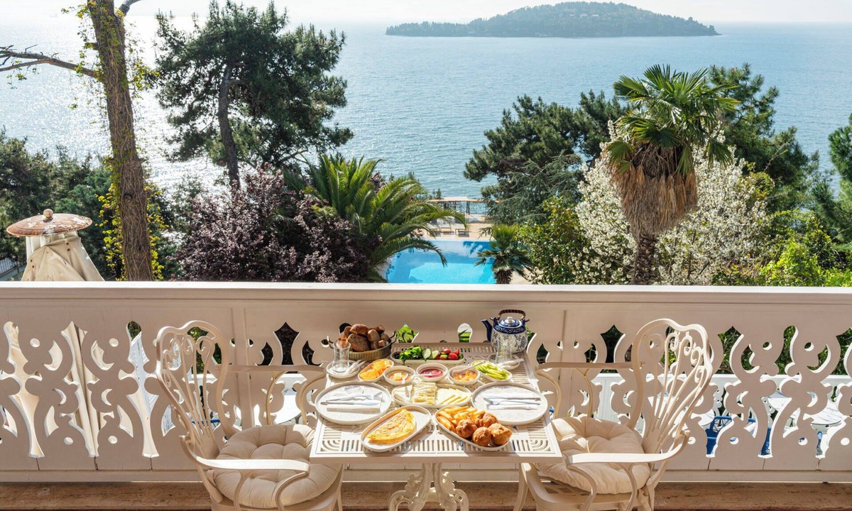 Adalar Hostel | Palais Büyükada