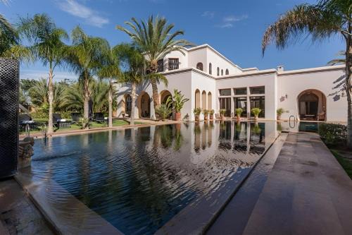 Annakhil House | Palais FARAH