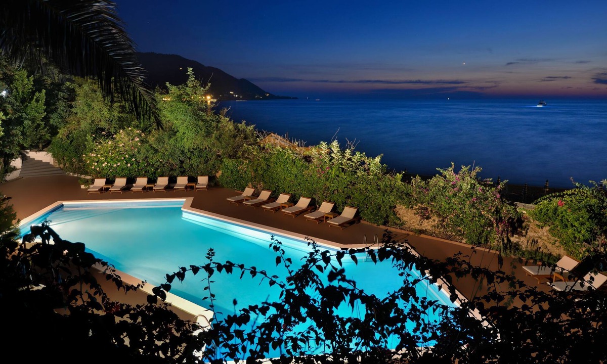 Santa Maria di Castellabate Hotel | Palazzo Belmonte