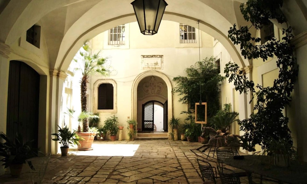 Squinzano Bed & Breakfast | Palazzo De Castro