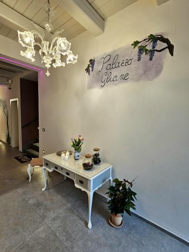 Cotignola Apartment | Palazzo Glicine