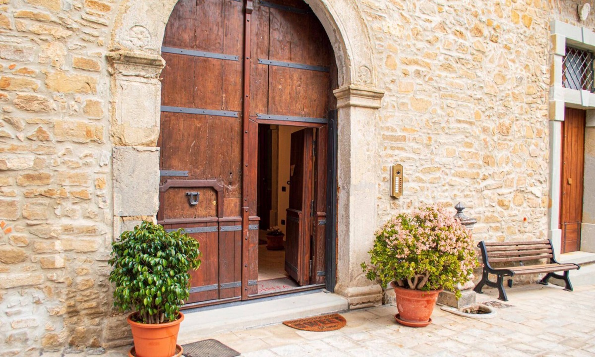 Cicerale House | Palazzo Iaquinta - Rooms & Restaurant