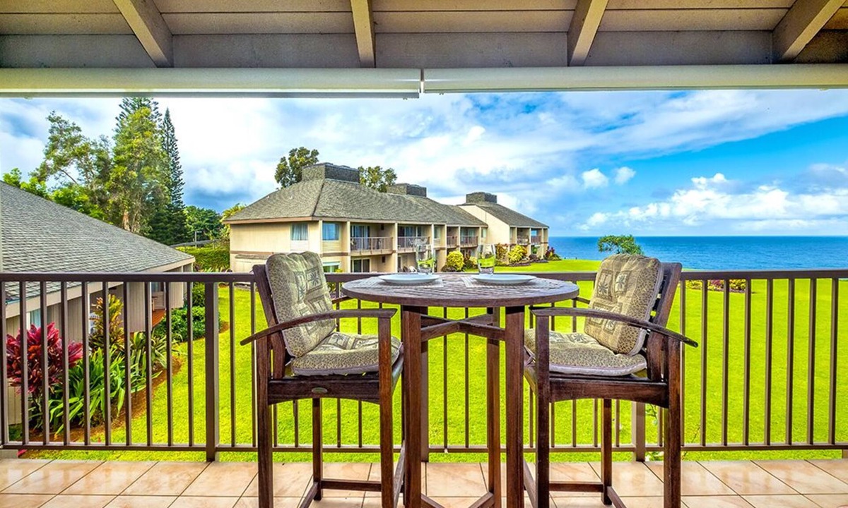 Princeville Condo | Pali Ke Kua #241 - Top Floor Ocean View