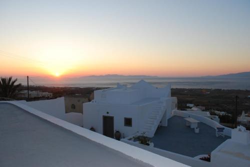 Finikia House | Palm Tree Hill
