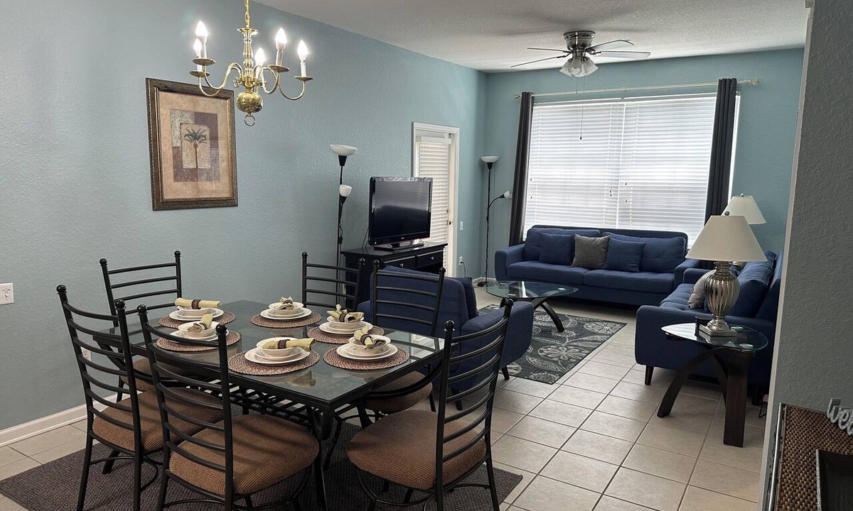 Windsor Hills Condo | Palm Tree Oasis 3 Bed Ground Floor Condo @ Windsor Hills close to Disney!