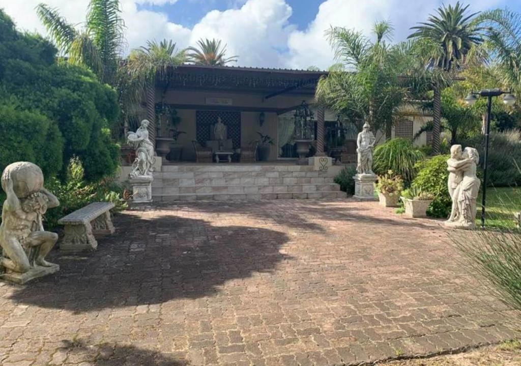 Port Elizabeth House | Palm Villa