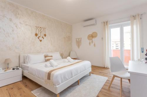 Cinecitta House | Pampas Roma