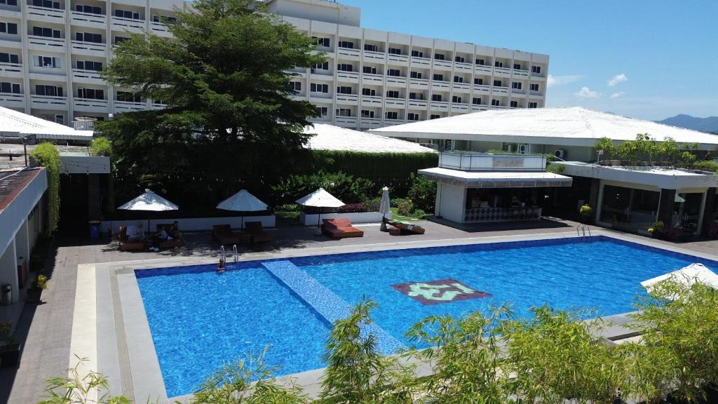 Padang Hotel | Pangeran Beach Hotel