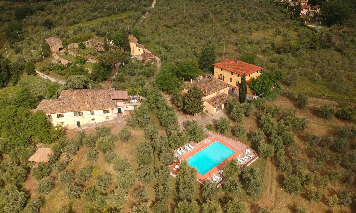Romola House | PANORAMA on CHIANTI BELLACASA FOR FAMILIES WITH GARDEN AND POOL WIFI FREE
