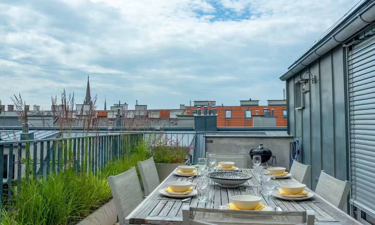 Weißgerber House | Panoramic 360 loft next to the city center