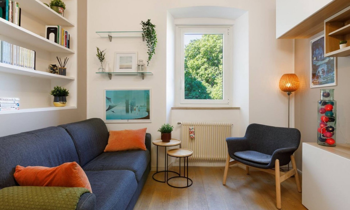 Barriera Vecchia-San Giacomo Apartment | Panoramic Apartment, steps from the City Center
