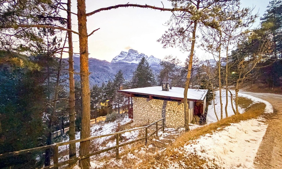 Borca di Cadore Ski Chalet | Panoramic Chalet in the ENI Village near Cortina D'Ampezzo - Spa - Restaurant