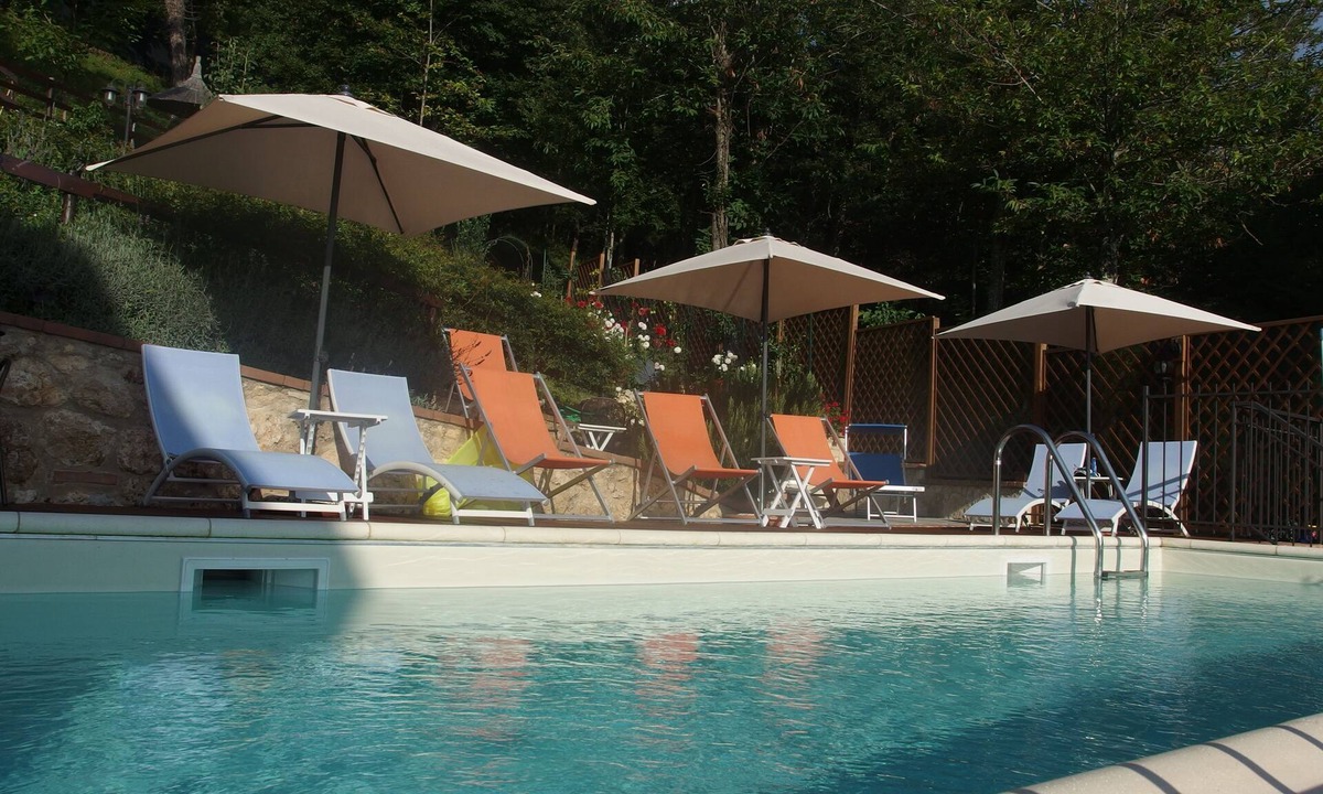 Sarteano Apartment | Panoramic country apartment Il Castagno with stunning views*Pool*BBQ
