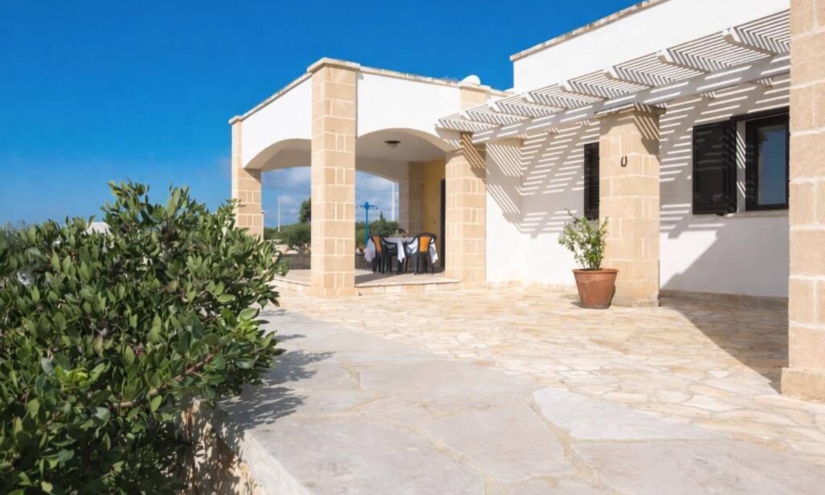 Marina di Pescoluse Villa | Panoramic villa with beautiful view at the Maldives of Salento
