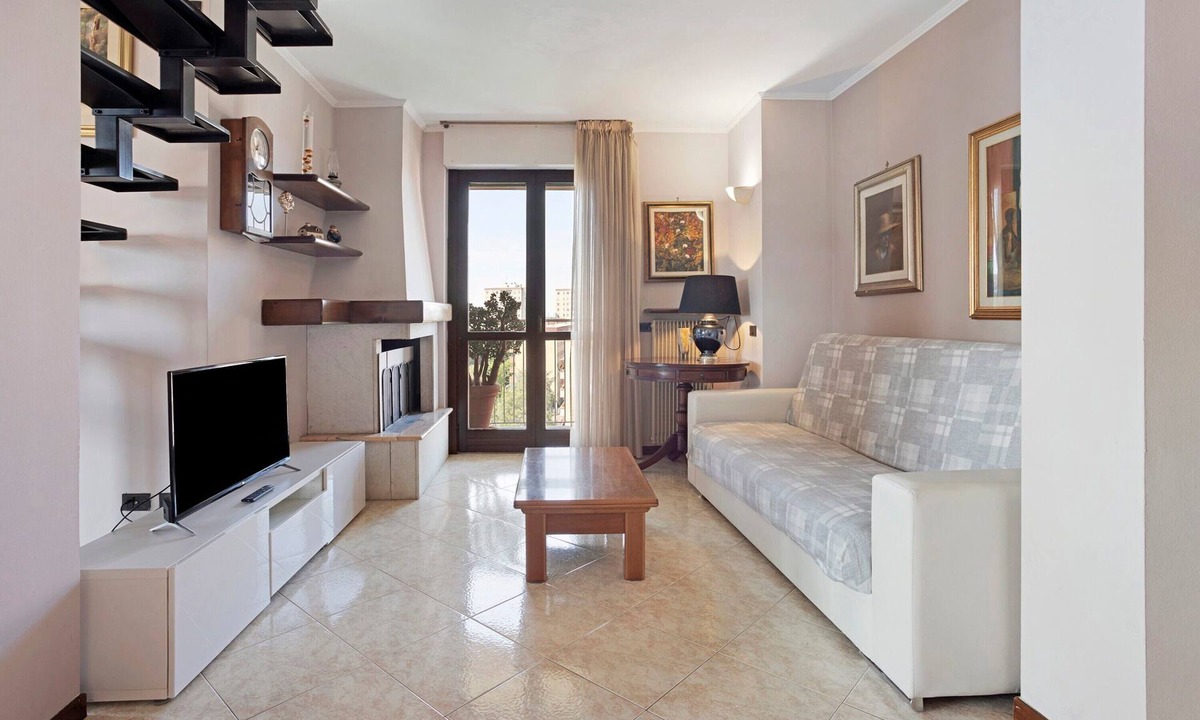 Gallaratese Apartment | Panoramic L&D – Apartment with Panoramic View of Milan