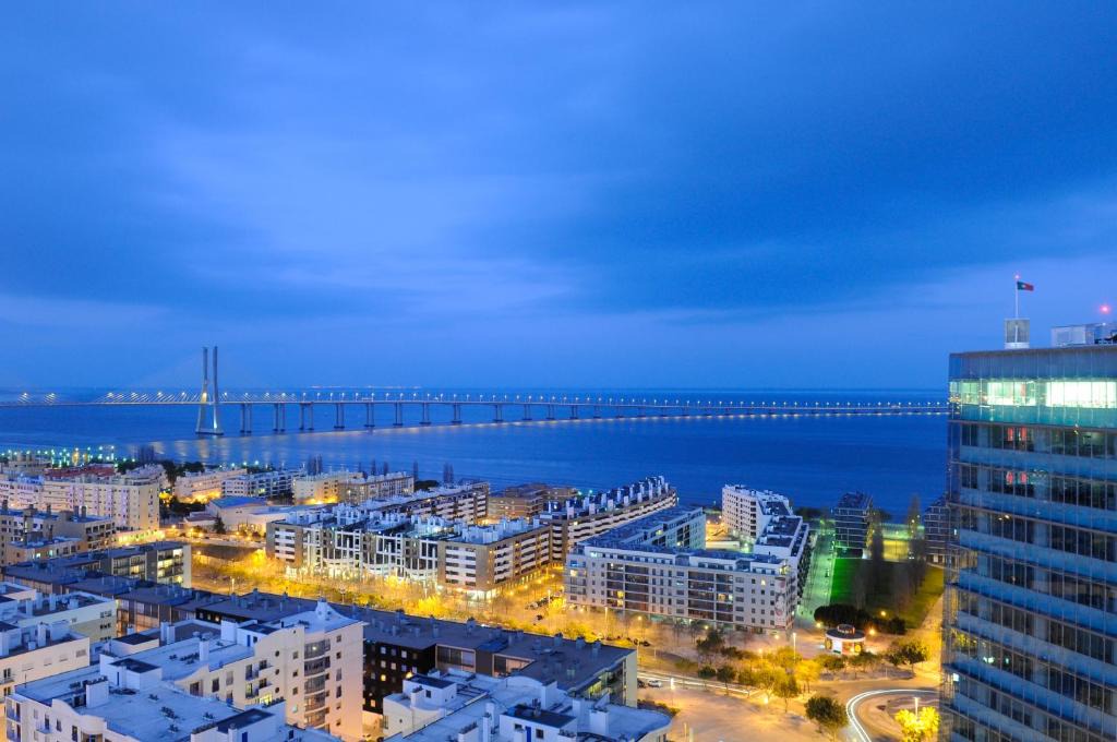 Parque das Nacoes Apartment | Panoramic Living