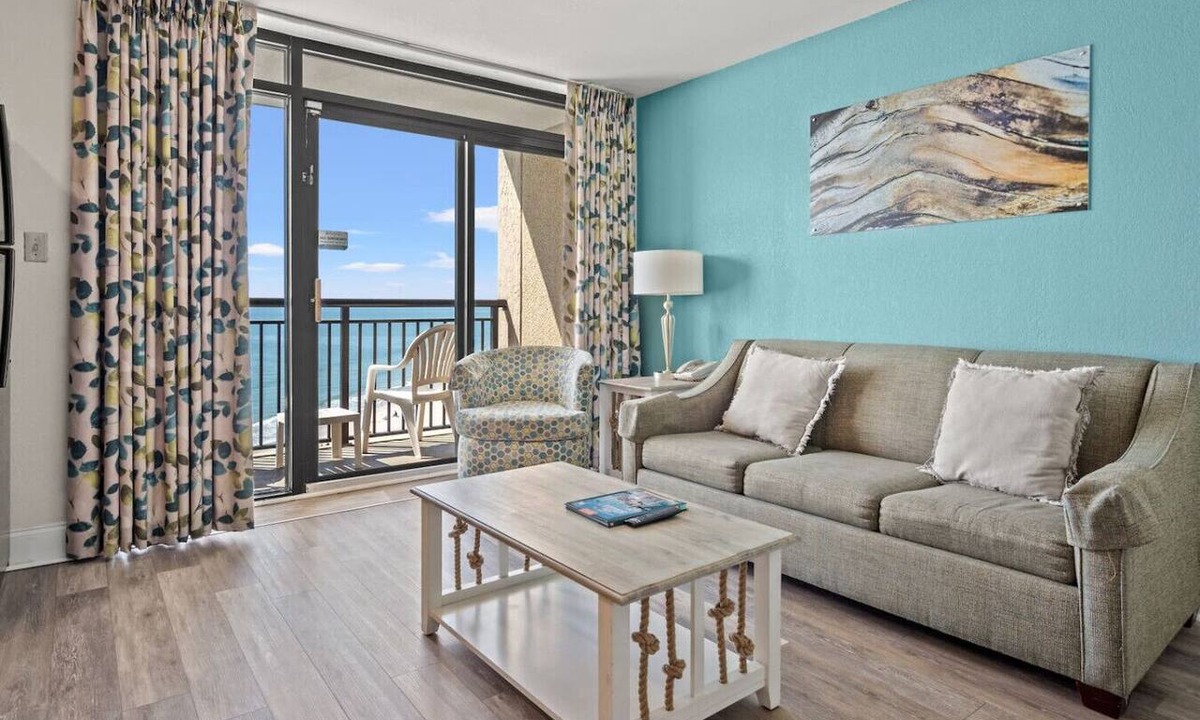Windy Hill Condo | Panoramic Ocean View, Lazy River