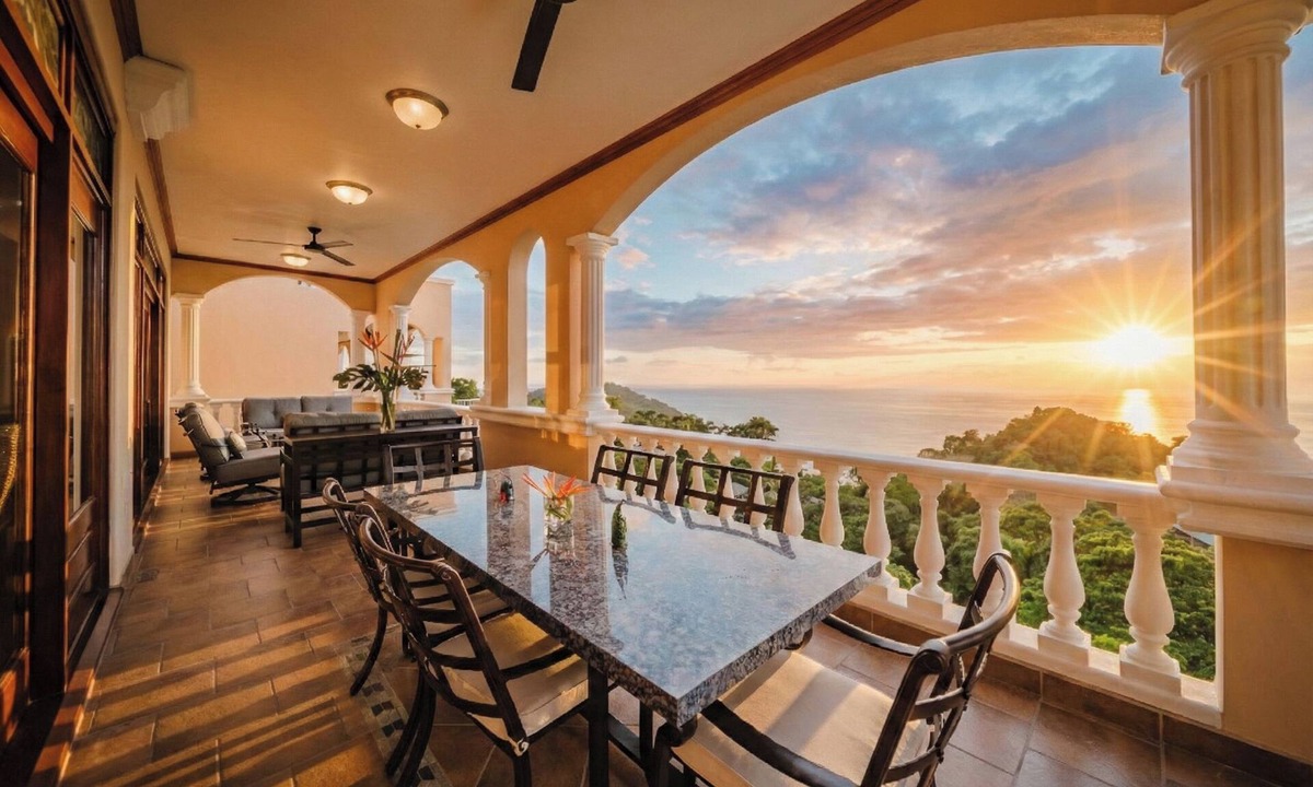 Canton Quepos Condo | Panoramic Ocean-View, 4 BR, Luxe Penthouse Condo