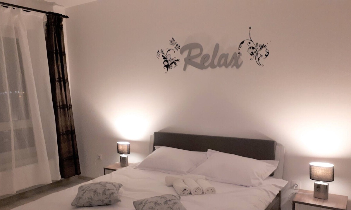 Brasov Apartment | Panoramic Plateaus ***