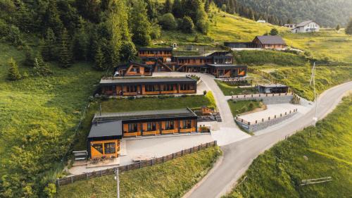 Borsa Cabin | Panoramic Residence