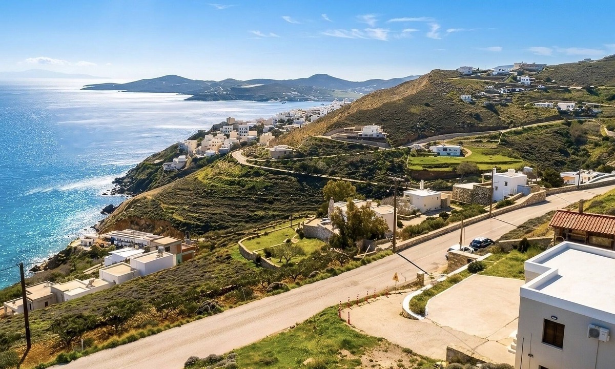 Syros Villa | Panoramic Sea View Villa in Ermoupoli Modern 2BD with Outdoor BBQ & Terrace