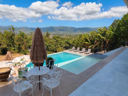 Kuala Teriang House | Panoramic View & Spacious with Swimming Pool Aza Sunset Villa 1