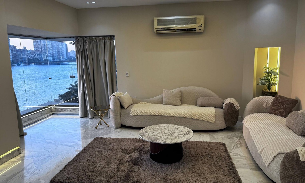 Al Manial Apartment | Panoramic Waterfront Masterpiece Abdelaziz Alsaoud