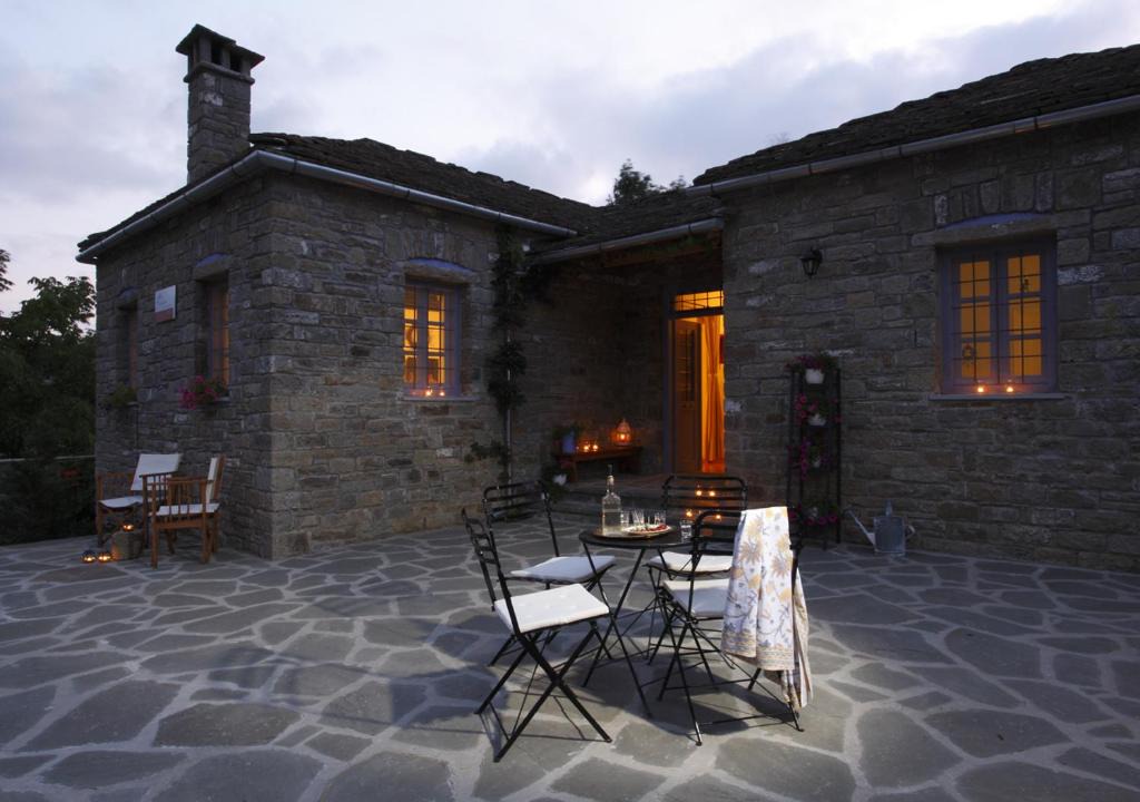 Papigo House | Papigo Stonehouse