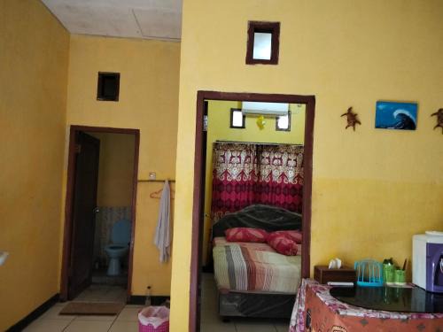 Manokwari House | Papua Risen Beach Front Bungallow