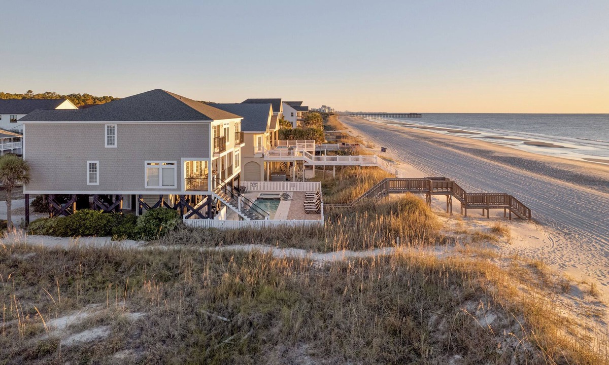 Long Bay Estates House | Paradise Found: Oceanfront Luxury w/Pool