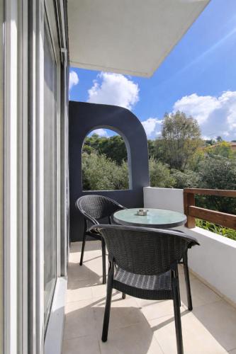 Elia Apartment | Paradise studios