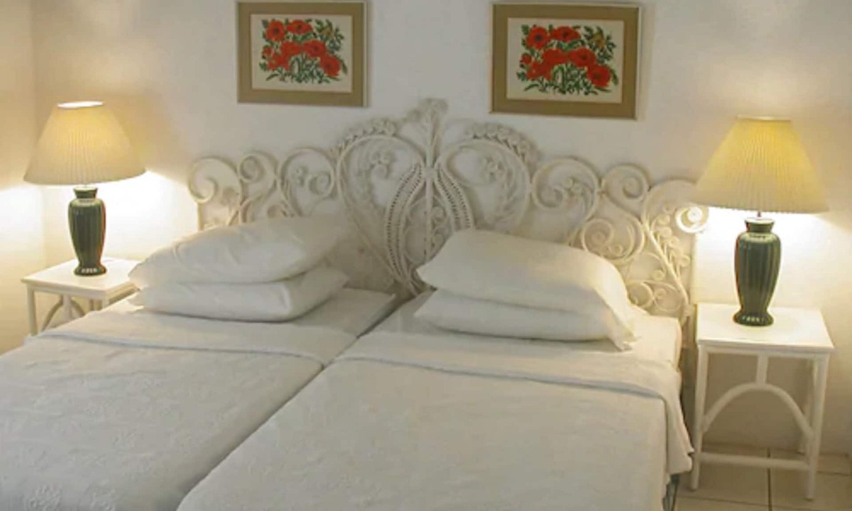 Spring Garden Apartment | Paradise Villas