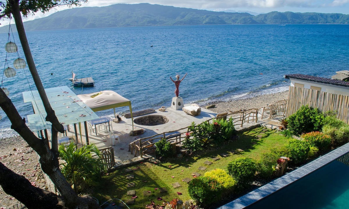 Mabini Hotel | Paradiso Rito Waterfront Oasis
