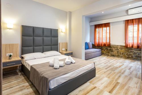 Paradhisos Apartment | Paradisos Holiday