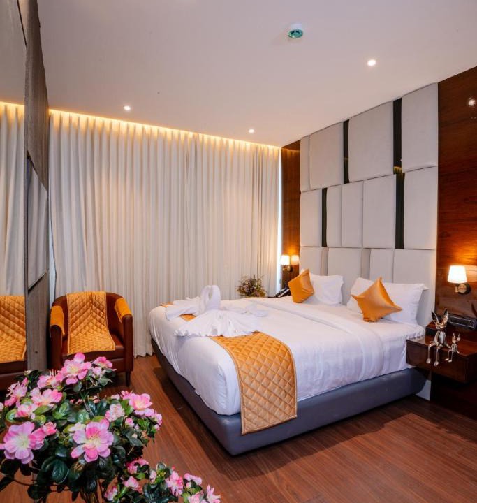 BTM Layout Hotel | Paramos Meeds Madiwala